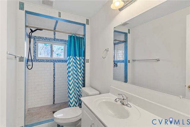 7370 Barnette Ave, Mechanicsville, VA 23111