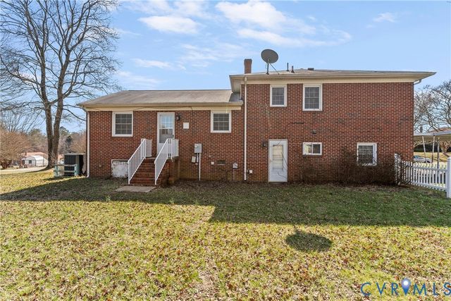 7370 Barnette Ave, Mechanicsville, VA 23111