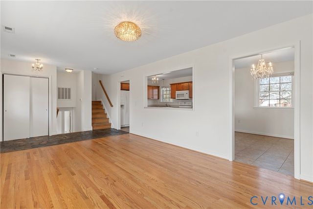 7370 Barnette Ave, Mechanicsville, VA 23111