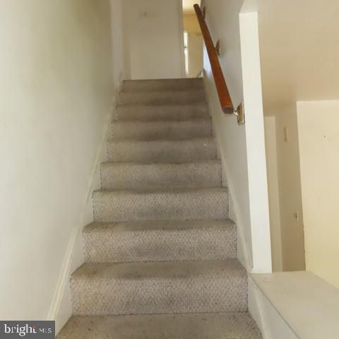 819 OGLETHORPE ST NE, Washington, DC 20011