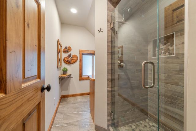 5225 Palisade Road, Soda Springs, CA 95728