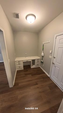 302 Petersburg Ct., Dothan, AL 36305