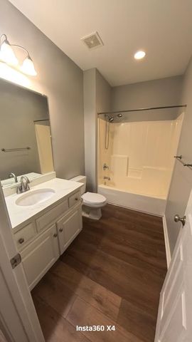 302 Petersburg Ct., Dothan, AL 36305