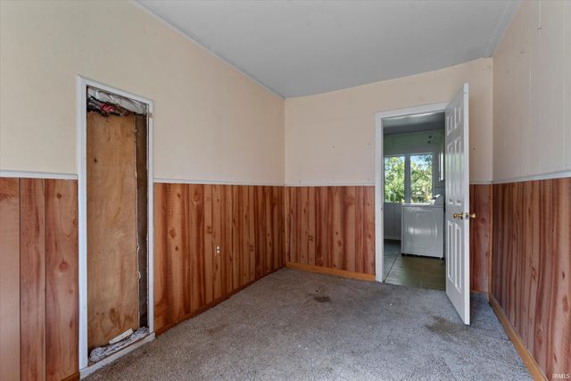 19065 Oakmont North Drive, South Bend, IN 46637