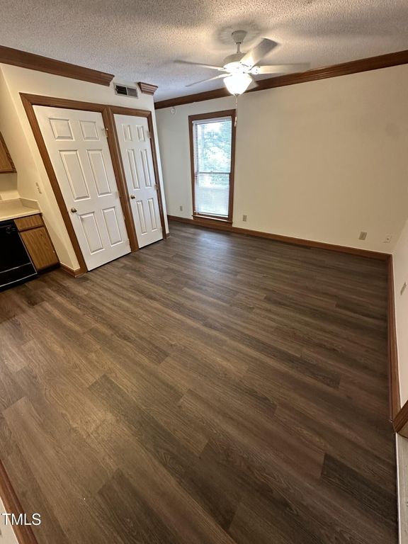 3537 Ivy Commons Drive 301, Raleigh, NC 27606