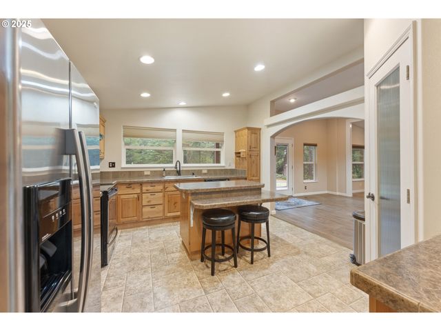 87396 STEWART Ln, Bandon, OR 97411