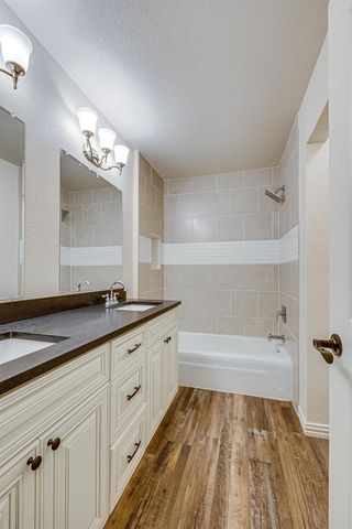 2101 Warwick Drive, Arlington, TX 76015