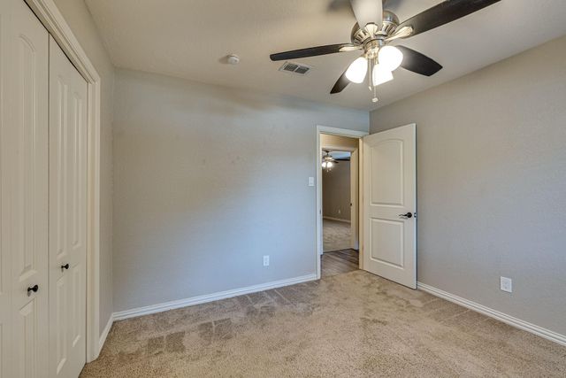 2101 Warwick Drive, Arlington, TX 76015