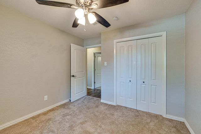 2101 Warwick Drive, Arlington, TX 76015