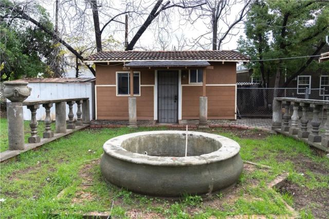 258 W 24th, San Bernardino, CA 92405