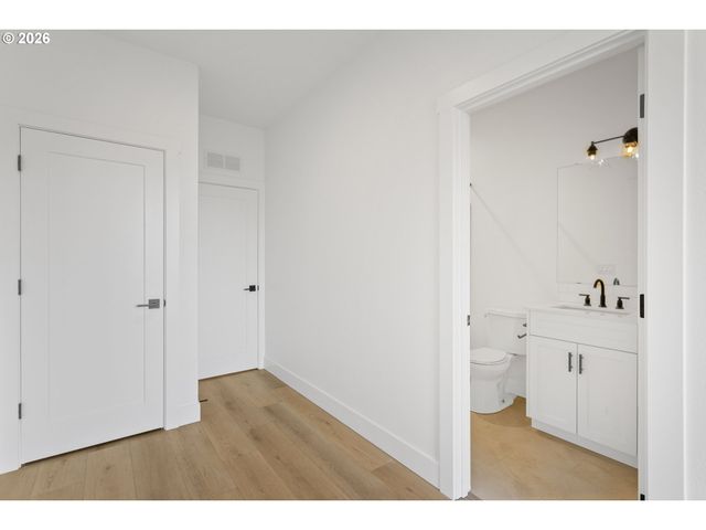 1603 Nw 5TH, Battle Ground, WA 98604