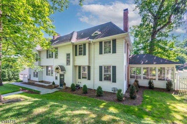 29 Stevens St, Bernardsville Boro, NJ 07924