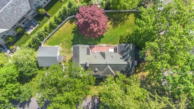 29 Stevens St, Bernardsville Boro, NJ 07924