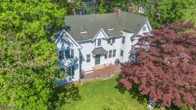 29 Stevens St, Bernardsville Boro, NJ 07924