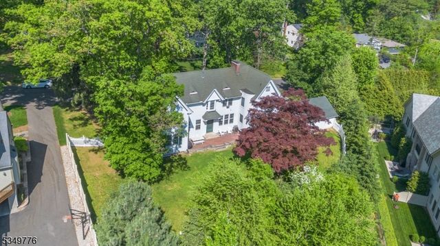 29 Stevens St, Bernardsville Boro, NJ 07924