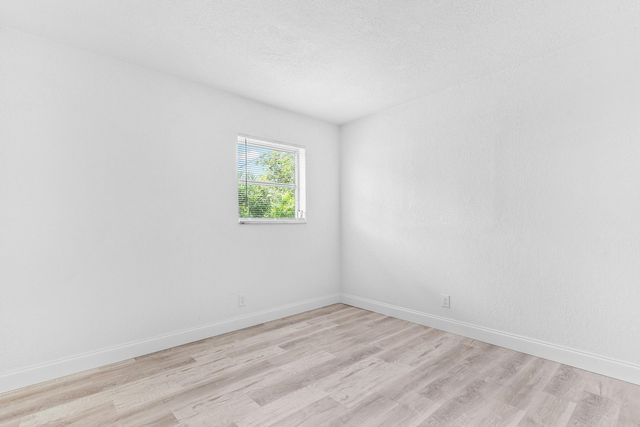 308 Stillwater Drive, Jupiter, FL 33458