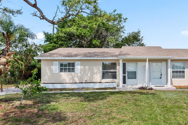 308 Stillwater Drive, Jupiter, FL 33458