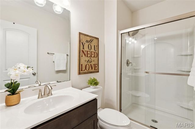 1675 Ridgefield Bluff Court, Eureka, MO 63025