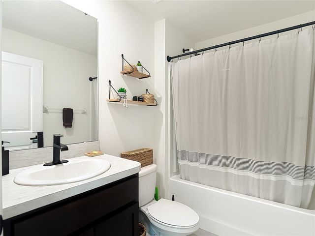 9201 SAPPHIRE CREEK PLACE, Temple Terrace, FL 33637