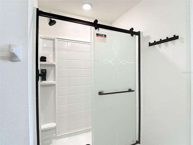 9201 SAPPHIRE CREEK PLACE, Temple Terrace, FL 33637