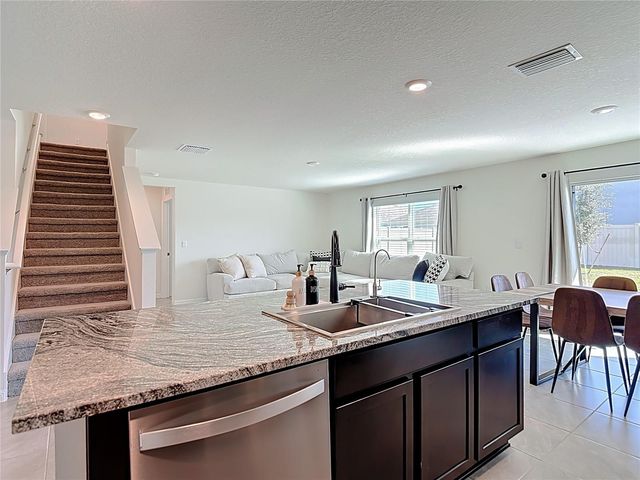 9201 SAPPHIRE CREEK PLACE, Temple Terrace, FL 33637