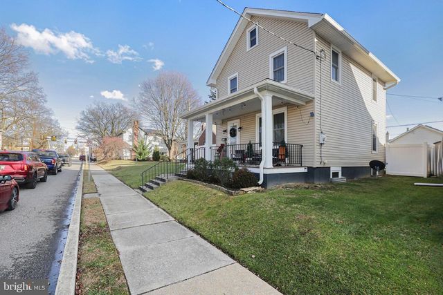 206 EAST SIMPSON STREET, Mechanicsburg, PA 17055
