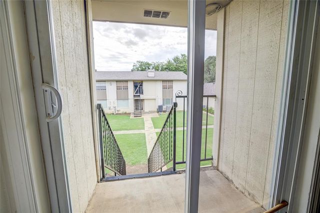 1717 E Lindsey Street 2, Norman, OK 73071
