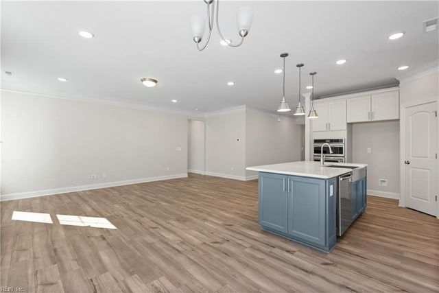 102 Waggle DR, Suffolk, VA 23434