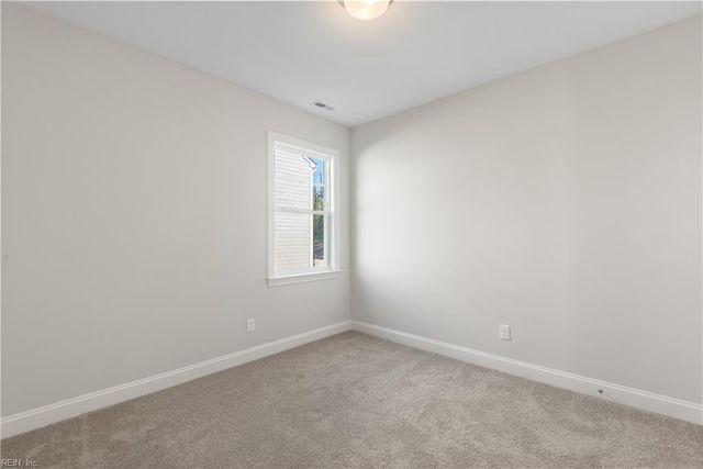 102 Waggle DR, Suffolk, VA 23434