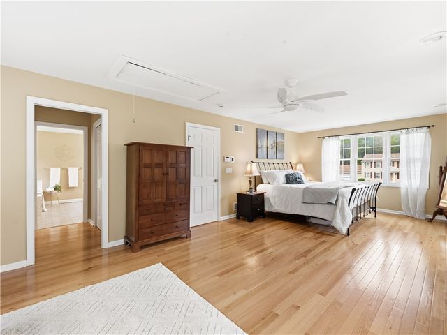 48 Hummingbird Lane, Swansea, MA 02777