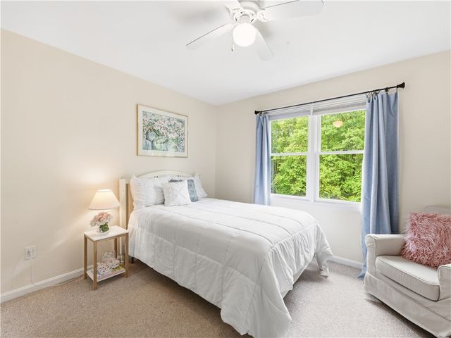 48 Hummingbird Lane, Swansea, MA 02777