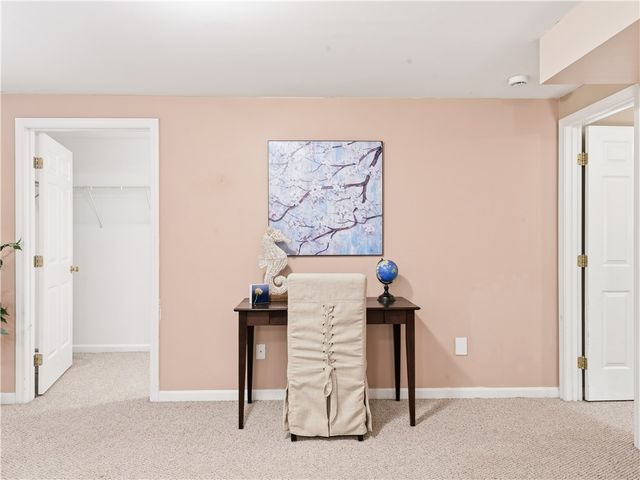 48 Hummingbird Lane, Swansea, MA 02777