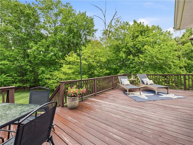48 Hummingbird Lane, Swansea, MA 02777