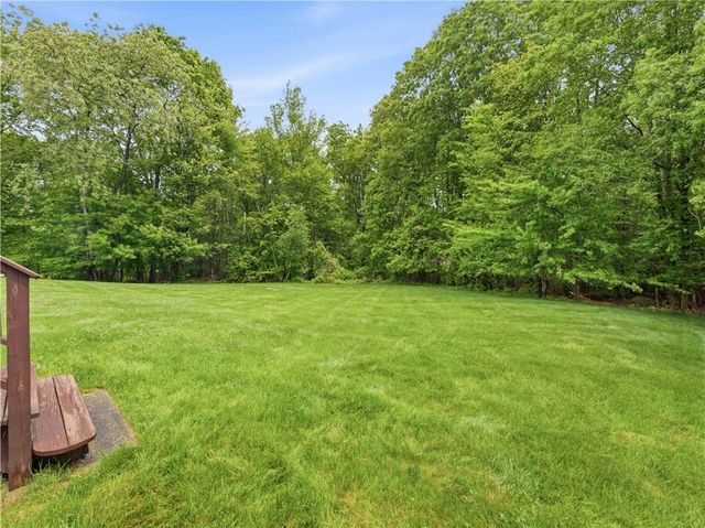 48 Hummingbird Lane, Swansea, MA 02777