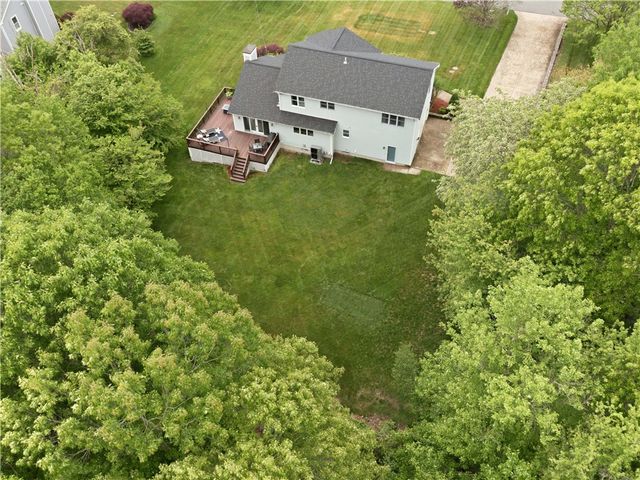 48 Hummingbird Lane, Swansea, MA 02777