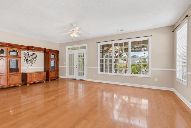 1034 University Forest Dr., Conway, SC 29526