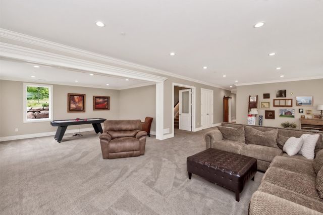 6245 Enclave Lane, Johnston, IA 50131