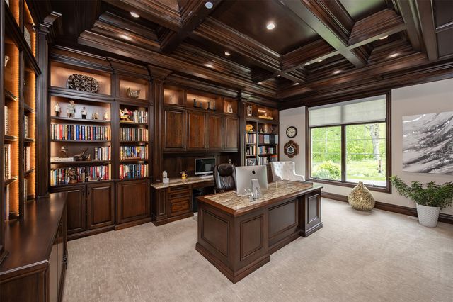 6245 Enclave Lane, Johnston, IA 50131