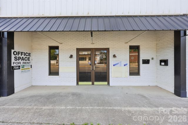 909 S Main Street 102, Salisbury, NC 28144