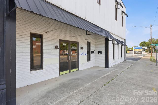 909 S Main Street 102, Salisbury, NC 28144