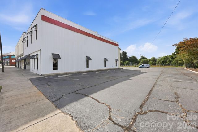 909 S Main Street 102, Salisbury, NC 28144