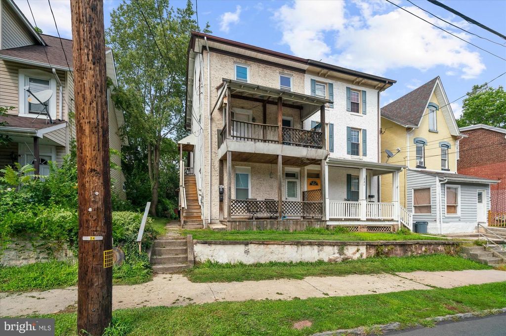 233 BRIDGE ST, Spring City, PA 19475 — exterior