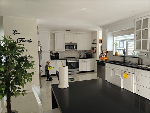 14444 SW 107th Terrace, Miami, FL 33186