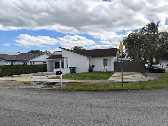 14444 SW 107th Terrace, Miami, FL 33186