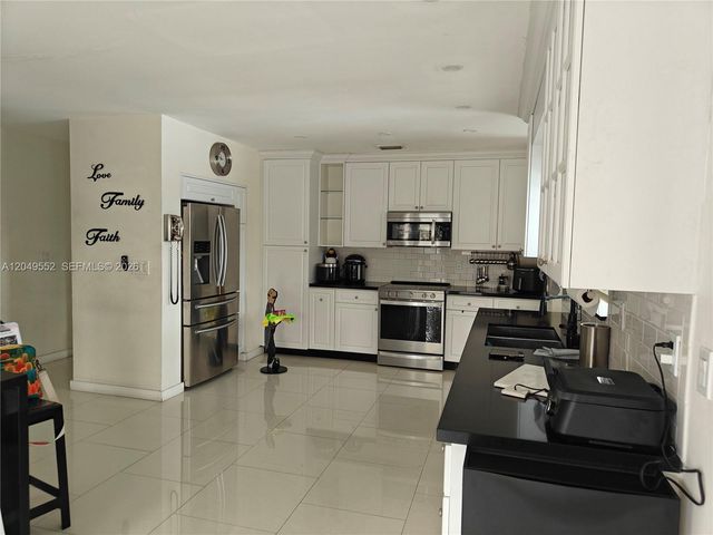 14444 SW 107th Terrace, Miami, FL 33186