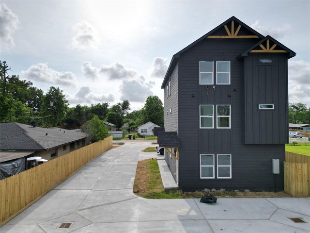 8605 Wileyvale Road B, Houston, TX 77016