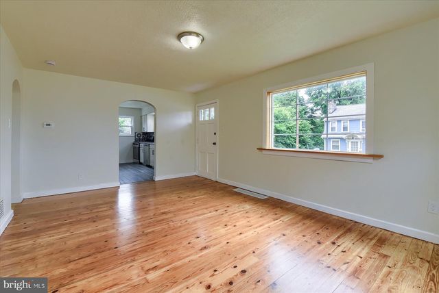916 MARKET STREET, New Cumberland, PA 17070
