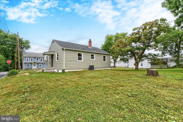 916 MARKET STREET, New Cumberland, PA 17070