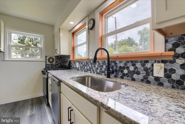 916 MARKET STREET, New Cumberland, PA 17070