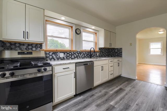 916 MARKET STREET, New Cumberland, PA 17070